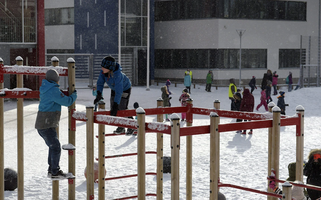 Kaupunkimaisissa kunnissa lasten ja nuorten toimintakyky on mittauksien mukaan selkeästi parempi kuin maaseutumaisissa kunnissa. LEHTIKUVA / ANTTI AIMO-KOIVISTO.