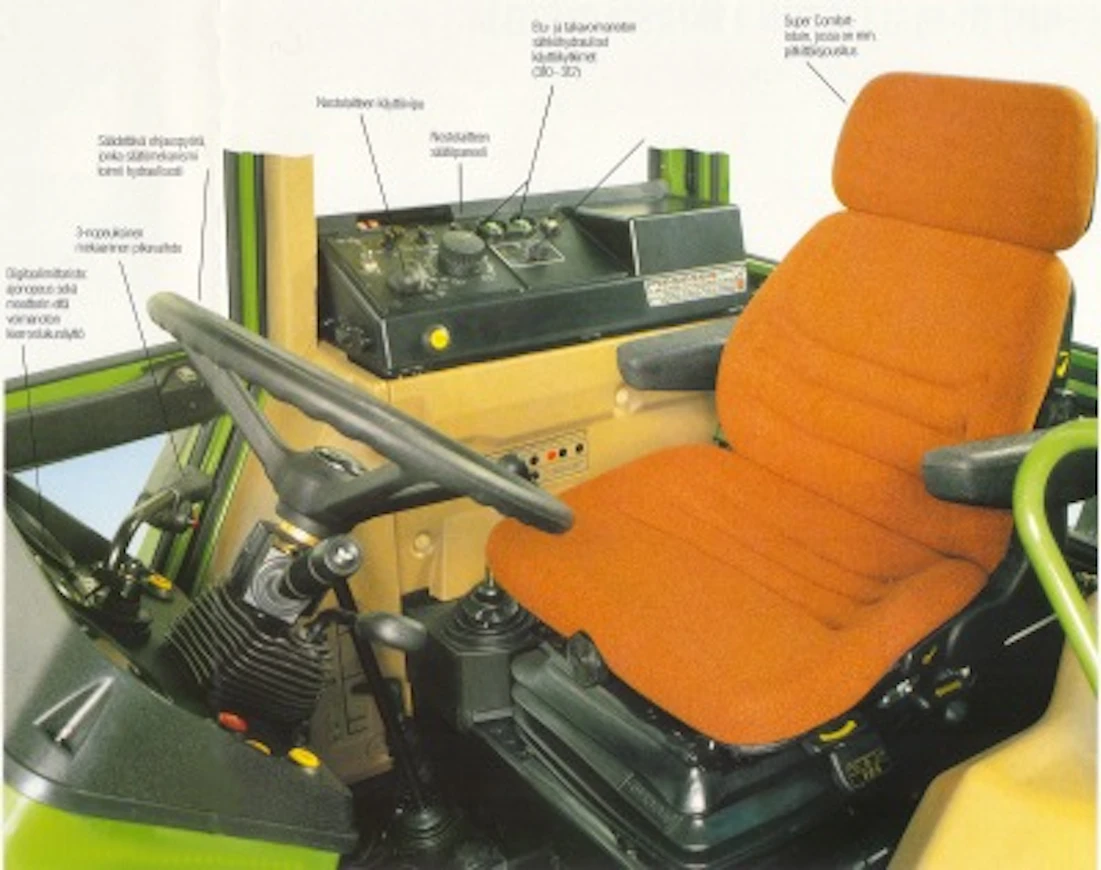 91Fendt310ohjaamo