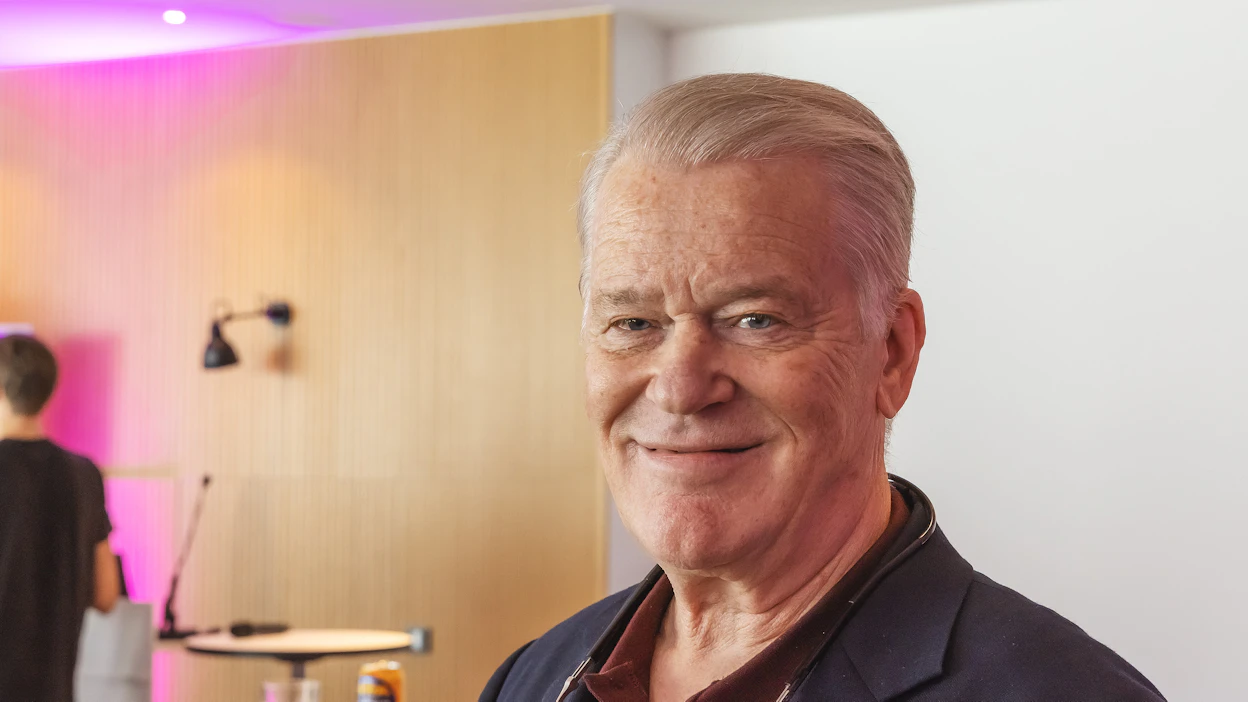 Tom Gordin tunnetaan HIHS:n isänä, kilparatsastajana ja vahvana vaikuttajana. ”Itse en haihdu, vaan jatkan vapaana ajattelijana”, Gordin kuvailee jatkoaan.