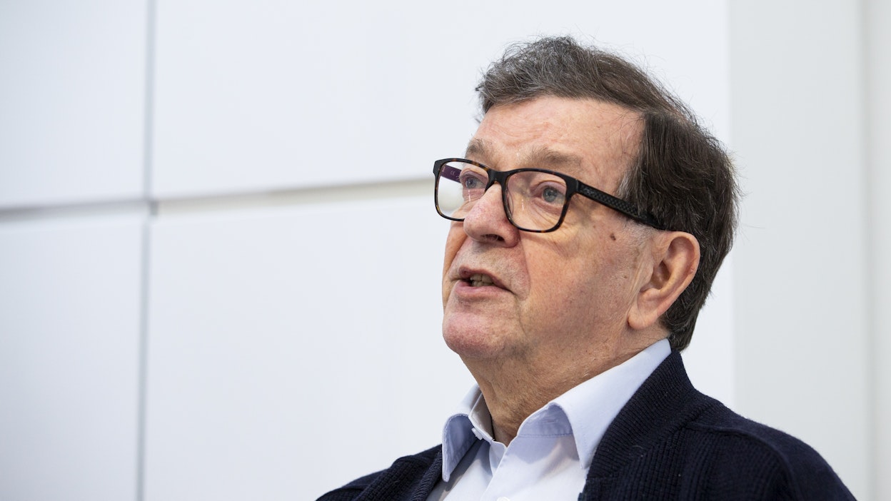 ”Minun on mahdotonta ymmärtää Keskustanuorten toimintaa”, kirjoittaa Paavo Väyrynen, joka pyrkii eduskuntaan jo 6. vuosikymmenellä.