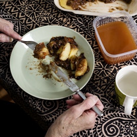 Kotihoidon asiakkaiden lounaat on valmistettu kotimaisista raaka-aineista, kertoo Mervi Koski Pohjois-Pohjanmaan hyvinvointialueelta.
