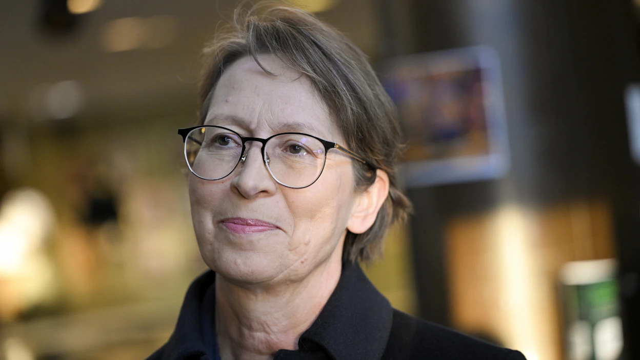Sari Essayahin mukaan oppositio ei ole esittänyt vaihtoehtoja talouden vahvistamiselle ja työllisyyden lisäämiselle. EMMI KORHONEN / LEHTIKUVA.
