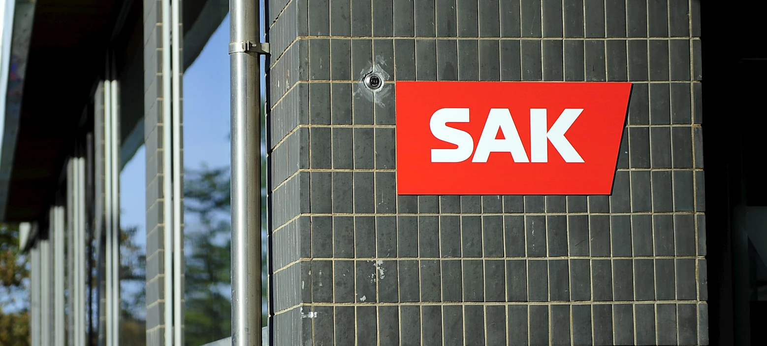 SAK:n mukaan hallituksen suuntaviivat paikallisen sopimisen laajentamisesta polkevat rajusti suomalaisen työntekijän työehtoja. LEHTIKUVA / Mesut Turan.
