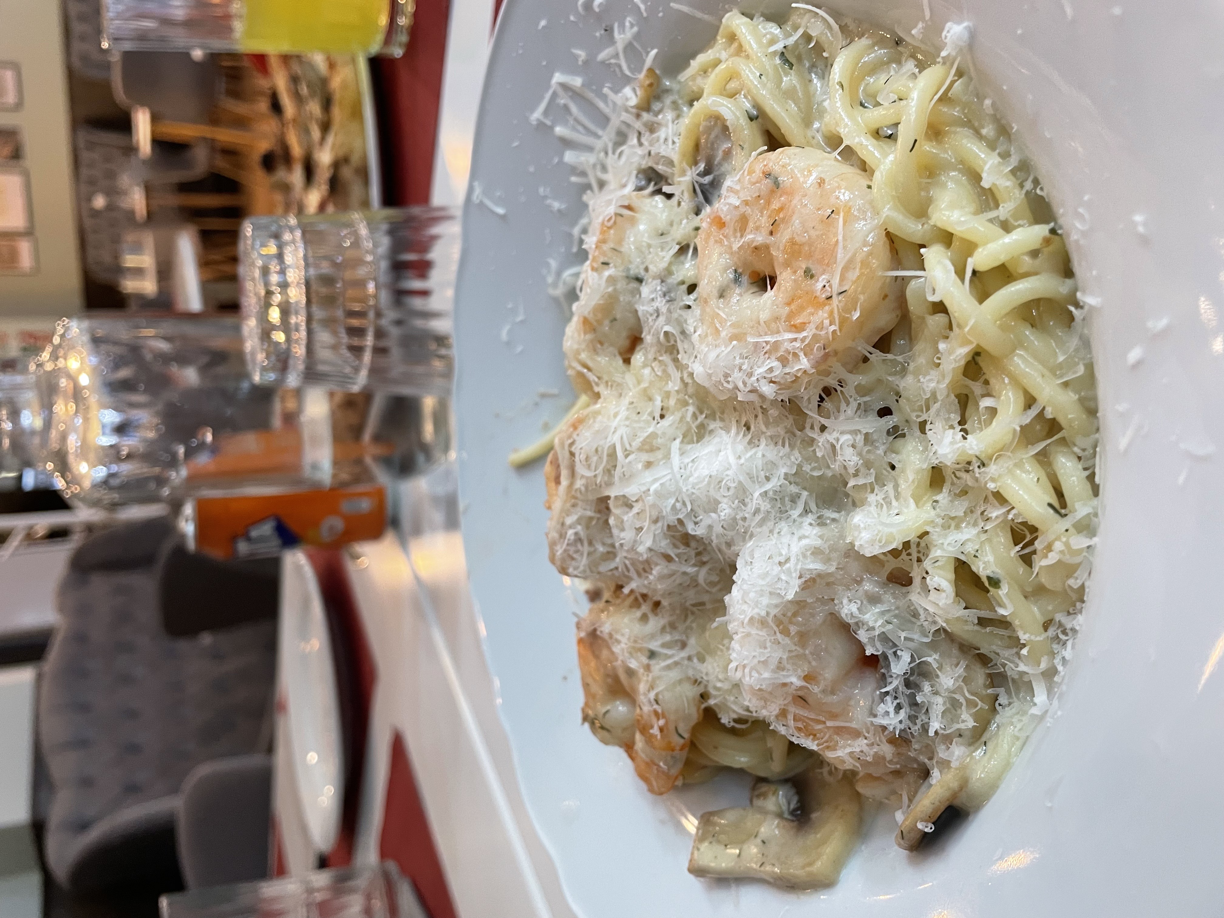 Kermainen jättikatkarapupasta oli valmistettu tuoreista ja laadukkaista raaka-aineista.