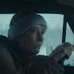 Emma Thompson tekee hienon roolityön vaatimattomana mutta neuvokkaana kalastajan leskenä.