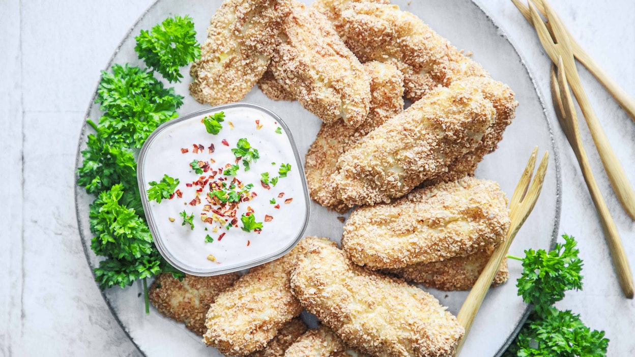 Rahka-raejuustotikut ovat täydellinen dipattava herkku.