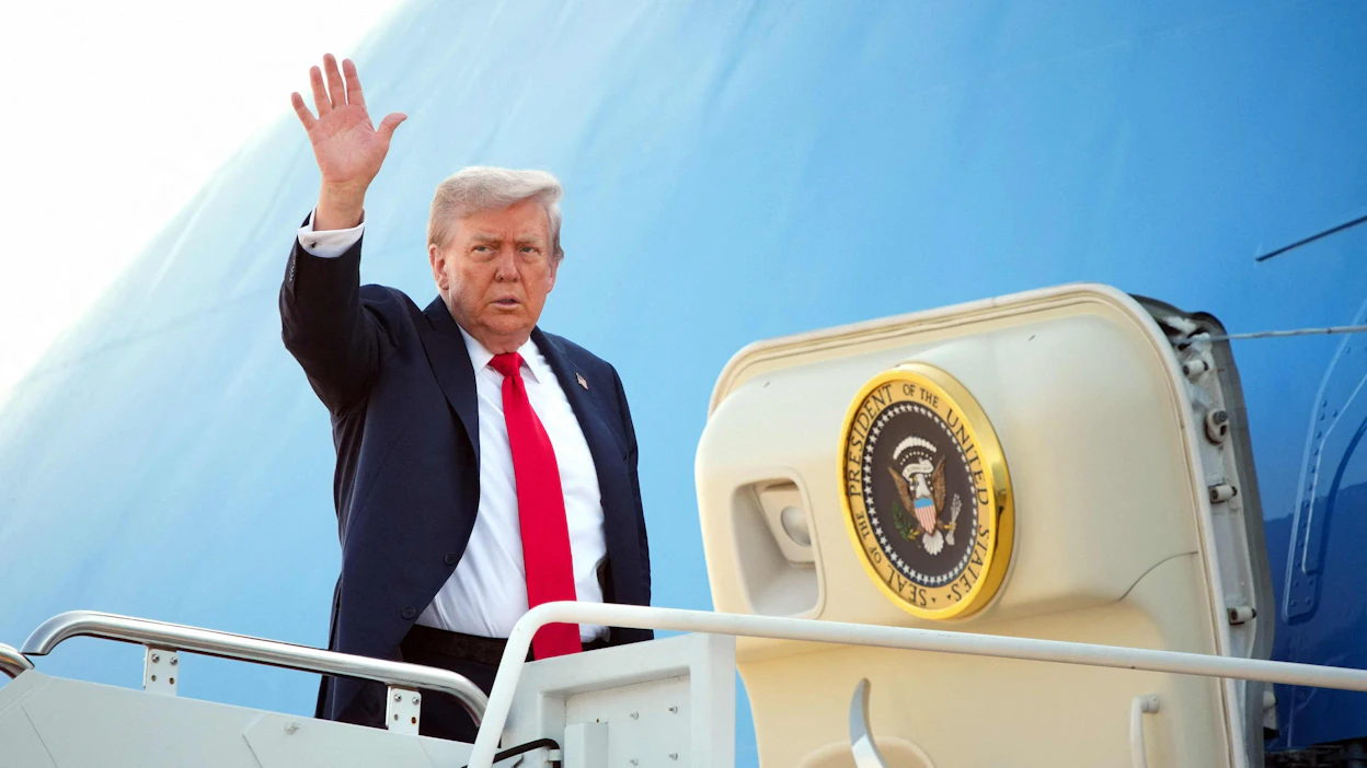 Donald Trump on ilmoittanut eurooppalaisille johtajille, että Yhdysvallat on valmis antamaan turvatakuut Ukrainalle tietyin ehdoin. LEHTIKUVA.