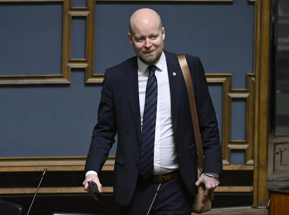 Vasemmistoliiton kansanedustaja ja eduskuntaryhmän puheenjohtaja Jussi Saramo lähtee ehdolle eurovaaleihin. Arkistokuva. LEHTIKUVA / Heikki Saukkomaa.