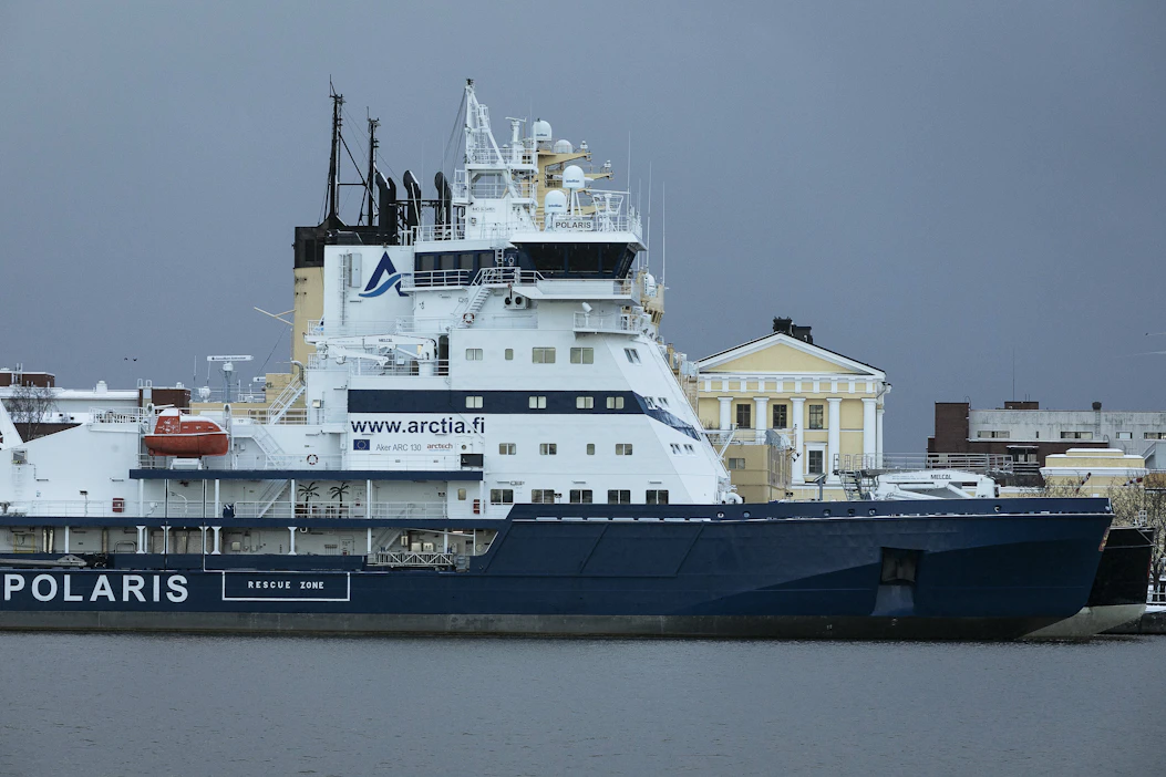 Yhdysvallat ja Suomi ovat solmimassa kaupat jopa 11 jäänmurtajasta. Jäänmurtaja Polaris laiturissa Helsingin Katajanokalla viime vuonna.