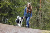 Mari Rengon unelmasta tuli lopulta totta ja kirjoittamisesta osa jokapäiväistä elämää. Nyt Renko toivoo löytävänsä tasapainoisen arjen, johon kaikki osa-alueet mahtuvat sulassa sovussa. Hugo-koiralla on tässä tärkeä rooli.