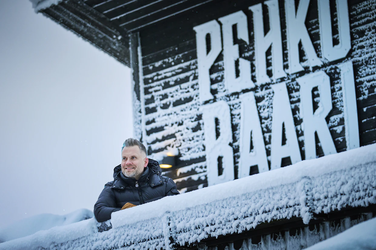 Isot matkailukeskukset tuovat työtä myös monille paikallisille yrityksille, Ville Puustinen muistuttaa.