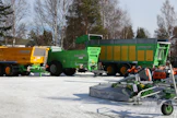 Joskinilta Ryskypäivillä oli esillä kippivaunu, kuivalantavaunu vaakapurkukeloilla ja määränsäätöautomatiikalla, sekä Drakkar-mattopurkuvaunu. Haka Center toimii yhtenä Joskin-koneiden maahantuojana E-P:n Kone ja Tarvike Ky:n ja Loimitraktori Oy:n kanssa. Haka Center on aloittanut tammikuussa myös Pronar-maatalouskoneiden maahantuojana. Serco-kiinteistönhoitotyökoneet ovat Haka Centerillä paikallisessa edustuksessa.