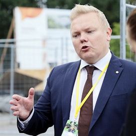 Maa- ja metsätalousministeri Antti Kurvinen.