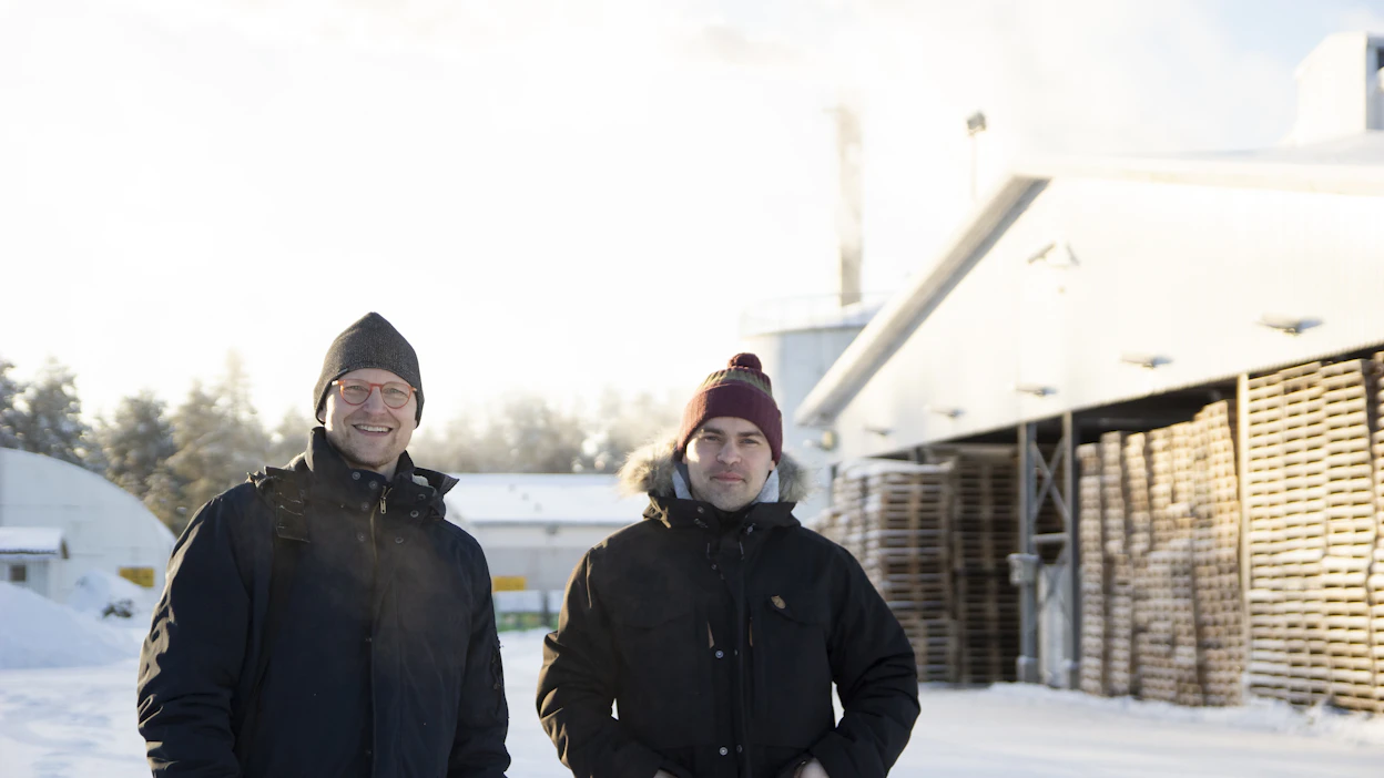 Biokaasulaitos nousee Pohjolan Perunan tehdasrakennuksen ja lämpö- ja höyrylaitoksen välittömään läheisyyteen.