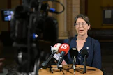 Kristillisdemokraattien puheenjohtaja Sari Essayah tänään Säätytalola. LEHTIKUVA / Jussi Nukari. 