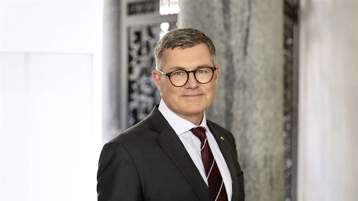 Lantmännenin konserni- ja toimitusjohtaja Magnus Kagevik kertoo konsernin tekevän investointeja, joilla pyritään vastaaman kasvipohjaisten proteiinien kysynnän kasvuun.