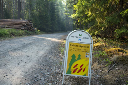Kulotus on esimerkki luonnonhoitotyöstä.