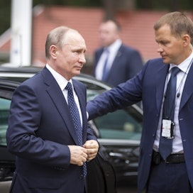 Venäjän presidentti Vladimir Putin kertoi televisiopuheessaan, että Donetskin, Luhanskin, Hersonin ja Zaporižžjan alueilla järjestetään kansanäänestys niiden liittämisestä Venäjään 23.-27. syyskuuta. Nämä alueet ovat Putinin mukaan itse pyytäneet kansanäänestystä.