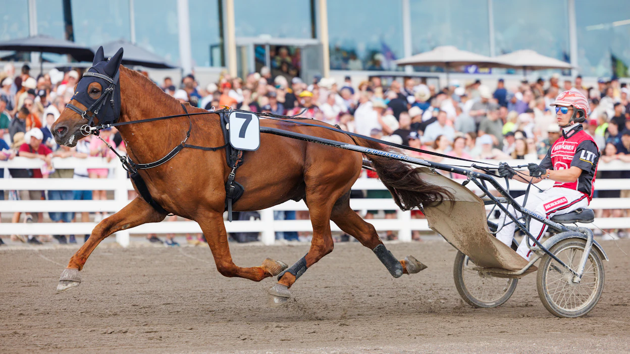 Santtu Raitalan ajama Profiili hakee Seinäjoelta tiukasti kauden avausvoittoaan.