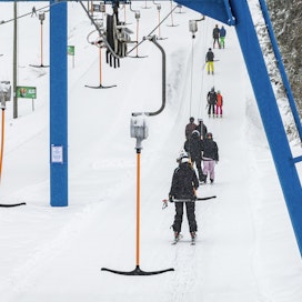 Vihti Ski Centerissä vältyttiin kuvaushetkellä haavereilta.