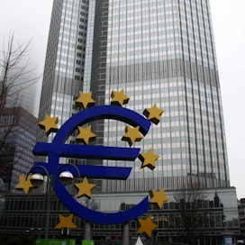 Frankfurtissa EKP tappalee inflaatiota vastaan nostamalla korkoja. Samalla se saattaa aiheuttaa taloustaantuman. Tavallinen asuntovelallinen huomaa EKP:n puuhat viimeistään korontarkistuspäivänä.