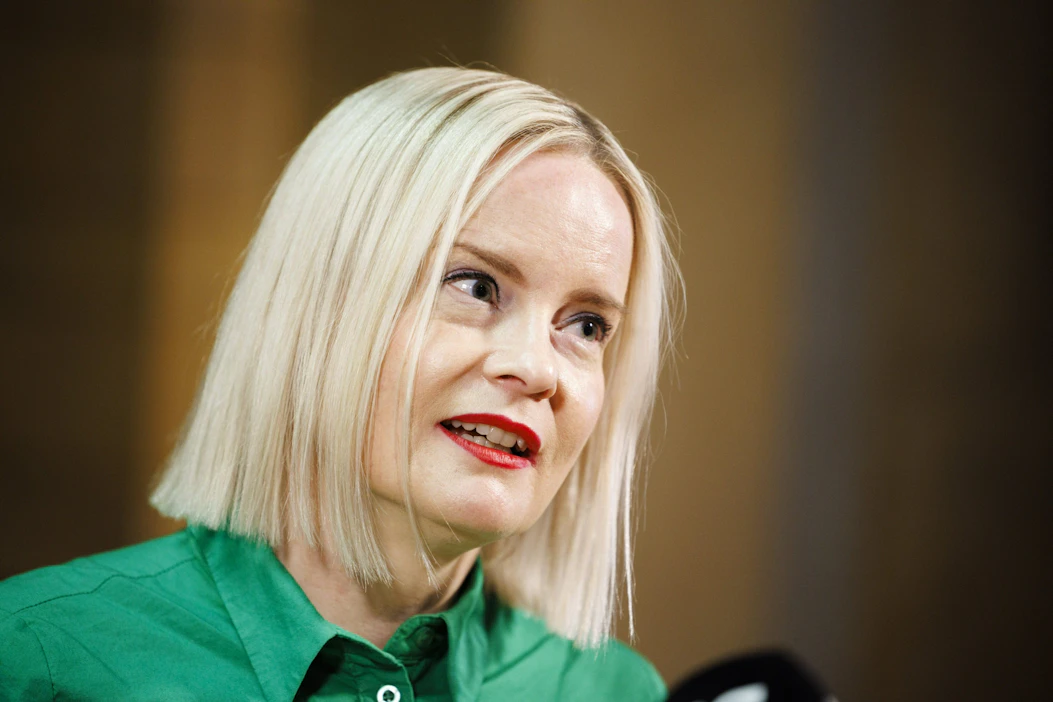Perussuomalaisten puheenjohtaja Riikka Purra kommentoi puhemies Jussi Halla-ahon Scripta-blogin vieraskirjan kirjoituksista noussutta keskustelua blogissaan. LEHTIKUVA / Seppo Samuli.
