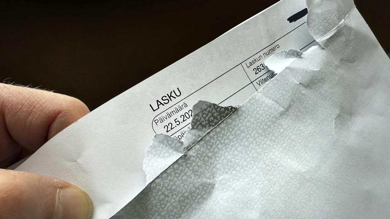 Nainen sai huijattua auton positiivisen luottorekisterin avulla. Kuvituskuva.