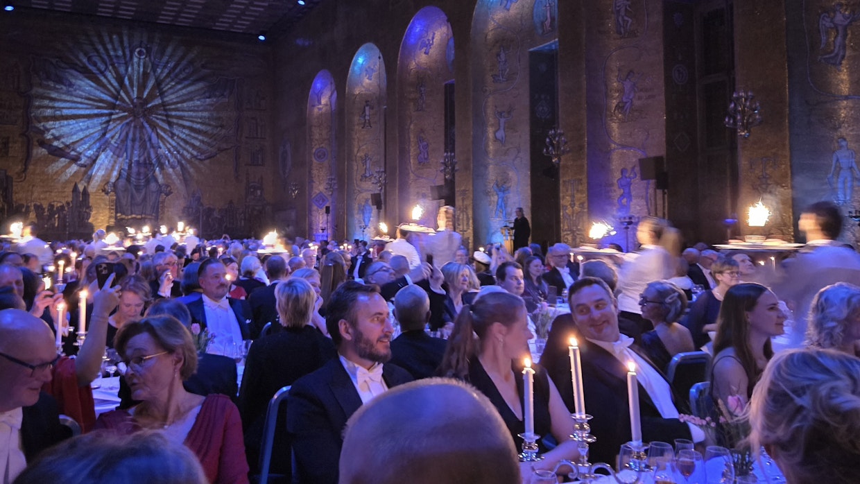 Illallinen nautittiin Kultaisessa salissa.