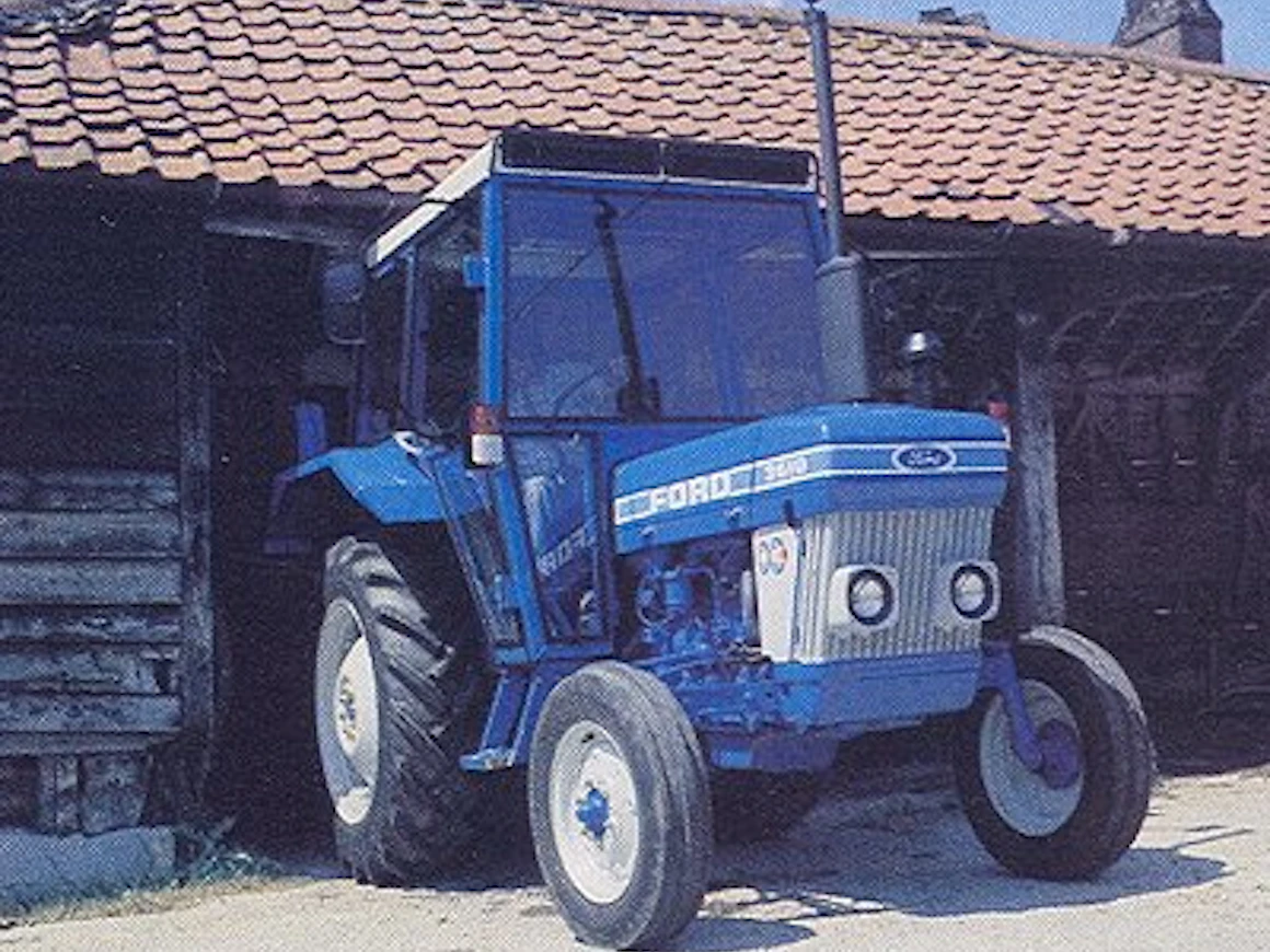 82Ford3610