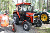 Ursus 3512 -traktoria valmistettiin vuosina 1984–2009 Varsovassa, Puolassa.