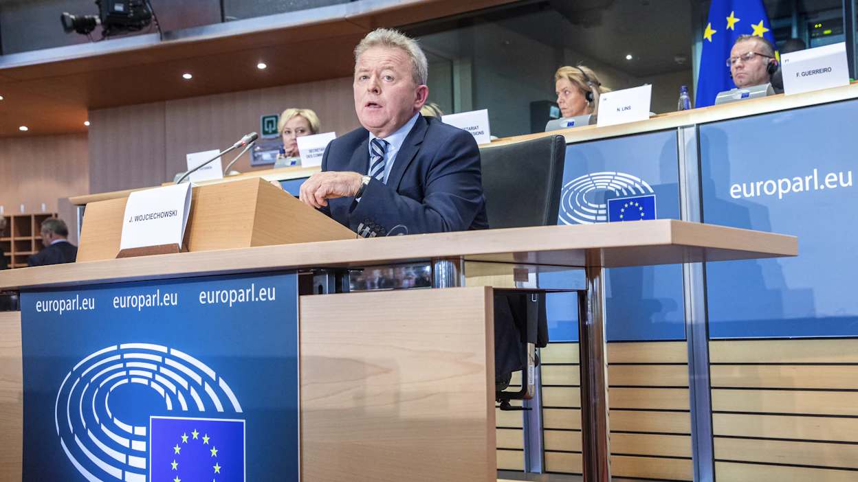 Nykyinen EU:n maatalouskomissaari on puolalainen Janusz Wojciechowsk.