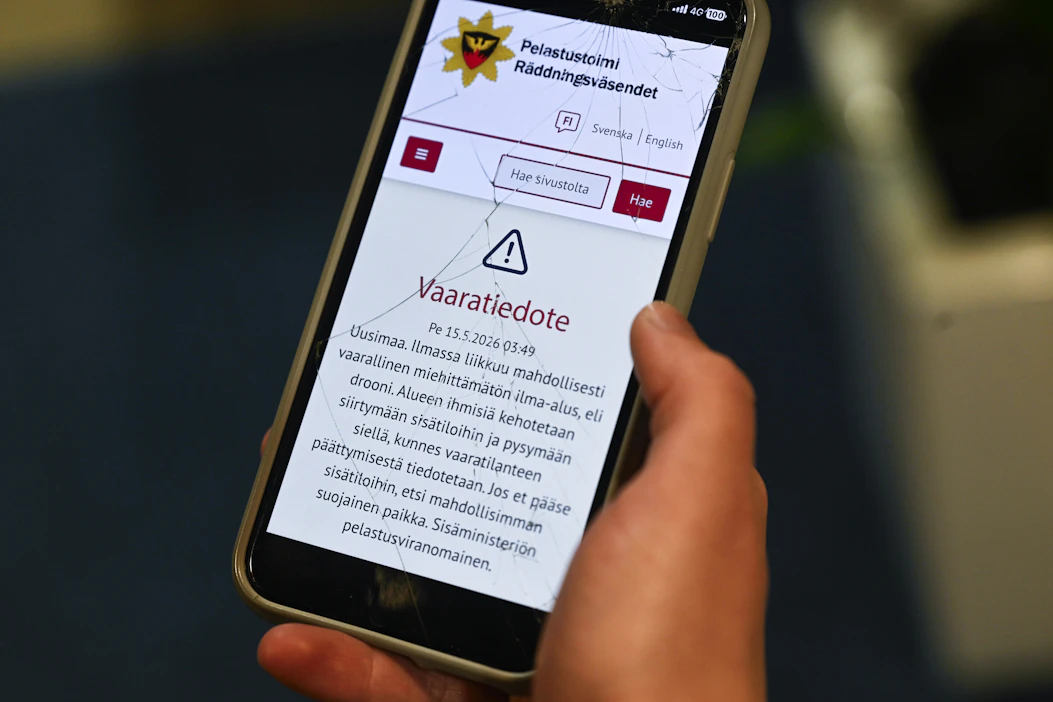 Töihin meneminen vaaratiedotteen ollessa voimassa on herättänyt paljon kysymyksiä. JADE SILPO / LEHTIKUVA.