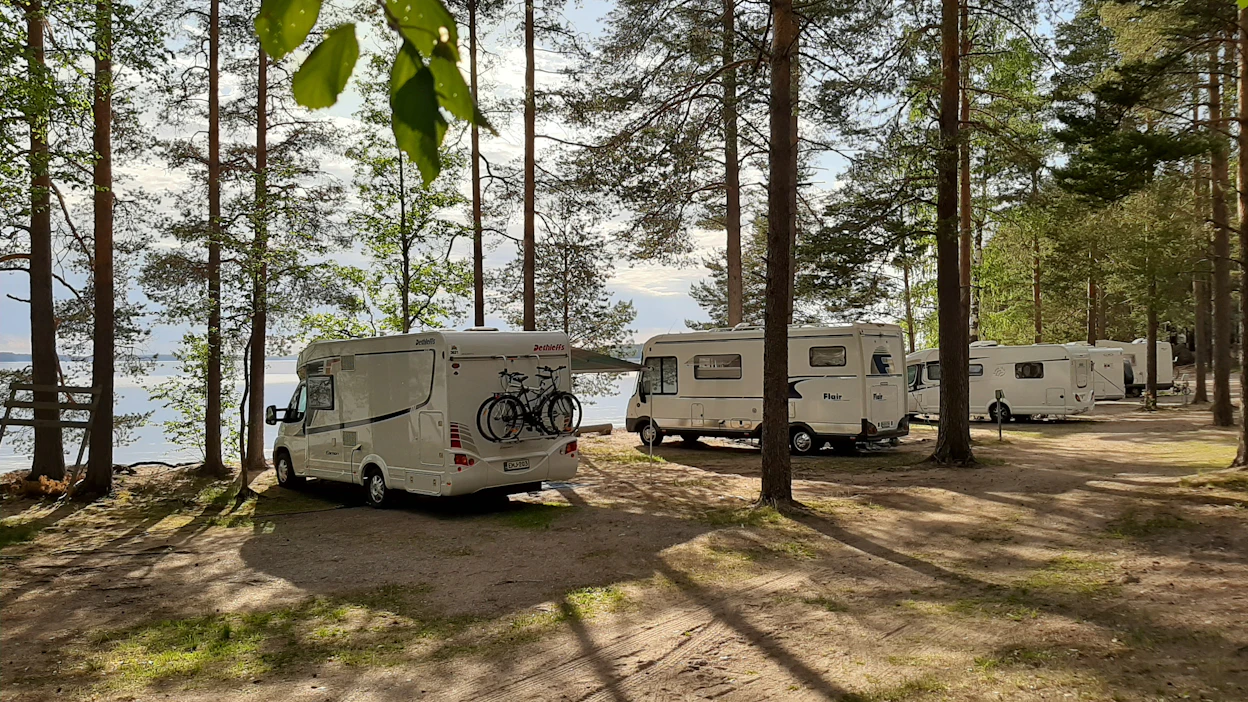 Matkailuautojen määrän kasvua rajoittaa komponenttipula.