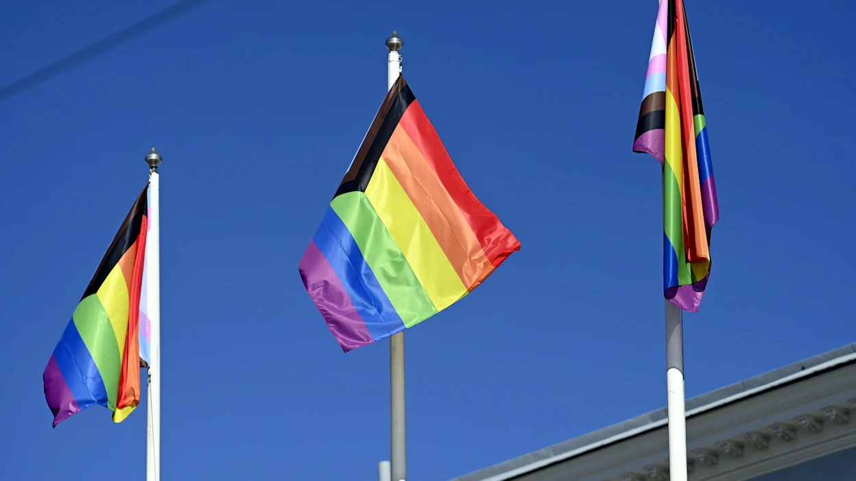Viime vuonna Helsinki Pride ei hyväksynyt kokoomusta ja keskustaa yhteistyökumppaneikseen, koska osa puolueiden kansanedustajista äänesti translain uudistamista vastaan. LEHTIKUVA / Vesa Moilanen.
