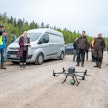 Sorkkia sekametsissä -hankkeen tavoitteena on tarjota metsänomistajille lisää työkaluja hirvivahinkojen vähentämiseen. Droonit voivat olla yksi tulevaisuuden keinoista.
