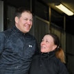 Antti Ojanperä ja Jutta Ihalainen pyörittävät valmennustoimintaansa Jutan kotikulmilla Pihtiputaalla.