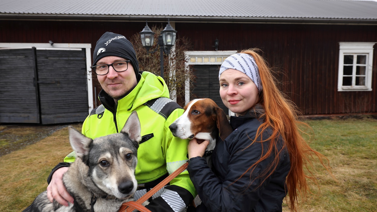Pekka Laurila ja Reetta Tervonen tapasivat TV-ohjelmassa.