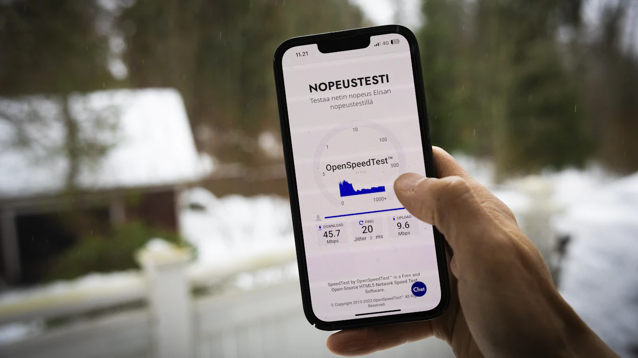 Verkkoyhteyksissä Suomen eri osissa on havaittu olevan suuria eroja, mutta teleoperaattoreiden mukaan laajamittaisia yhteysongelmia ei ilmene.
