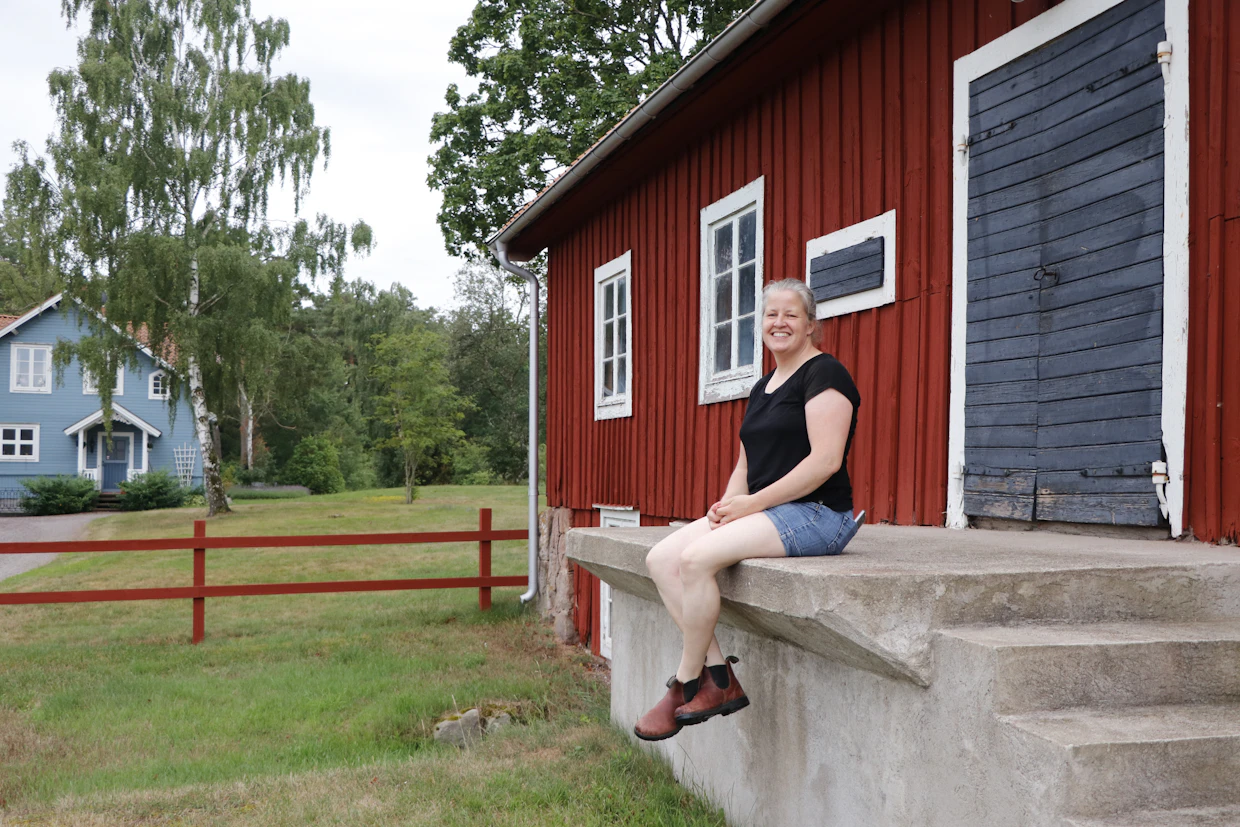 Nina Nilsson on neljäs sukupolvi kotitilansa johdossa. Tila on perustettu 1920-luvulla.