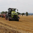 Claas Xerion 12.650 on nelitelaohjattu portaattomalla voimansiirrolla varustettu traktori. Claas laskee, että uusi konsepti pystyy säästämään polttoainetta muihin tela-alustaisiin traktoreihin verrattuna samassa teholuokassa. Hydrauliikkaöljyt ovat 100 %:sesti kasviperäisiä Tractor of The Year -kiertueen koneissa.