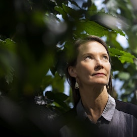 Pirjo Kristiina Virtanen ei hätkähdä enää kotimaan hyttysparvia, sillä sademetsissä niitä on moninkartainen määrä ja suojautuminen on vaikeaa.