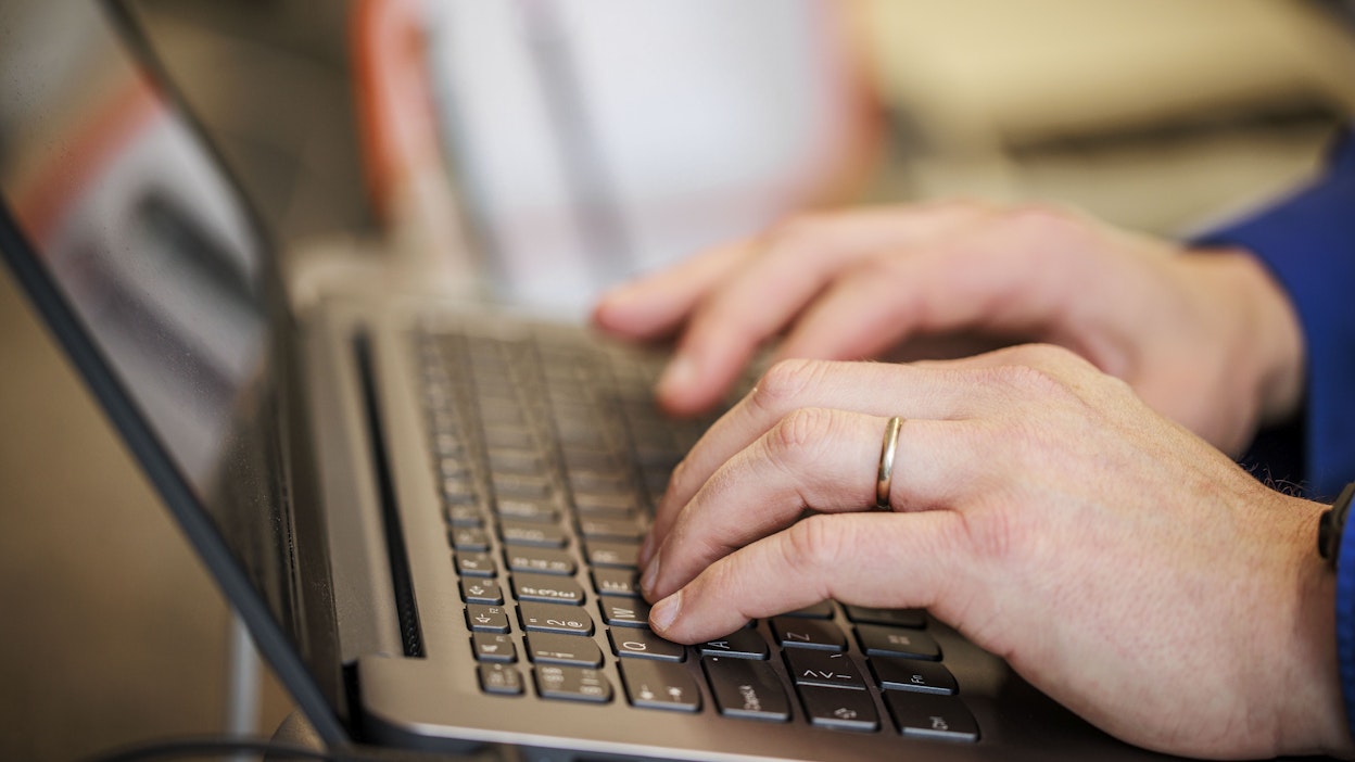 Tekoälyn käyttö yleistyy vauhdilla, mutta se ei poista ihmisen vastuuta.