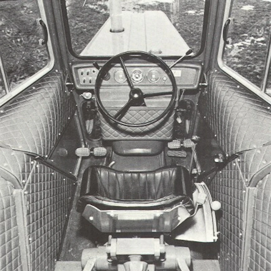 69Valmet900ohjaamo