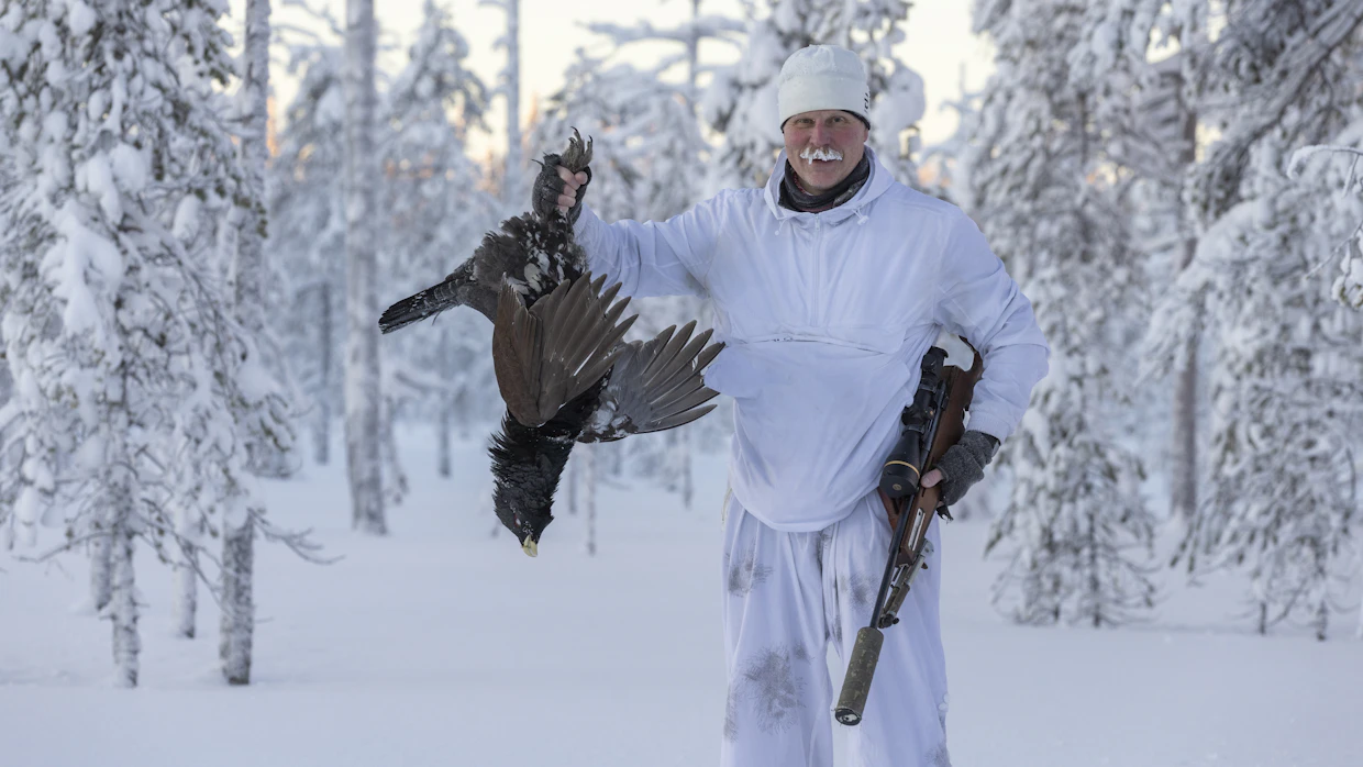 Suomussalmelainen <strong id="strong-63f53ebe4b421ccfb3c755aaf62b529e">Asko Kinnunen</strong> käy vuosittain latvalintumetsällä, jos se on mahdollista.