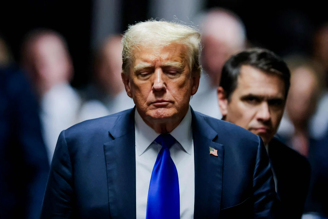 Torstaisen päätöksen myötä Trumpista tuli Yhdysvaltain historian ensimmäinen entinen presidentti, jonka on oikeudessa todettu syyllistyneen rikokseen. LEHTIKUVA / AFP.