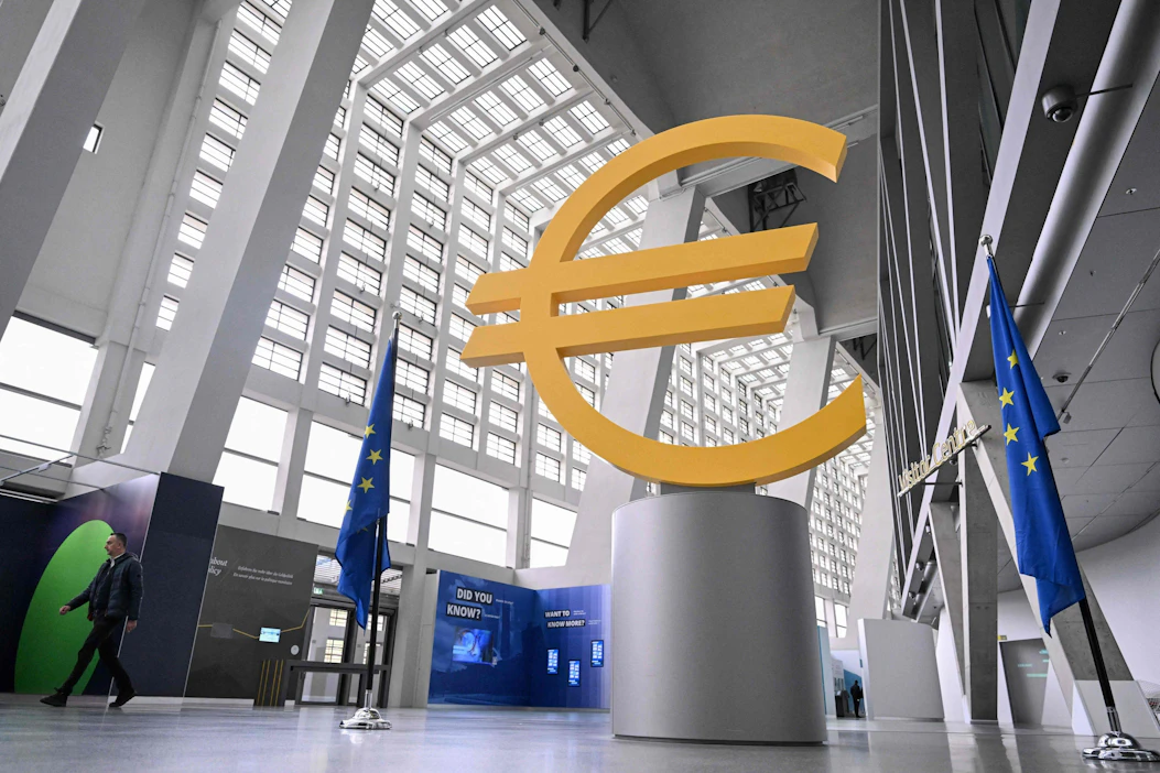 Euroalueen inflaatio on nyt Euroopan keskuspankin EKP:n asettamalla tavoitetasolla eli kahdessa prosentissa.