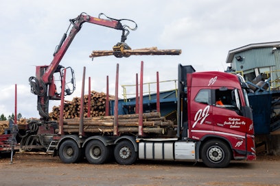 Sahat vaativat ammattidieselin käyttöönottoa kilpailukyvyn säilyttämiseksi.