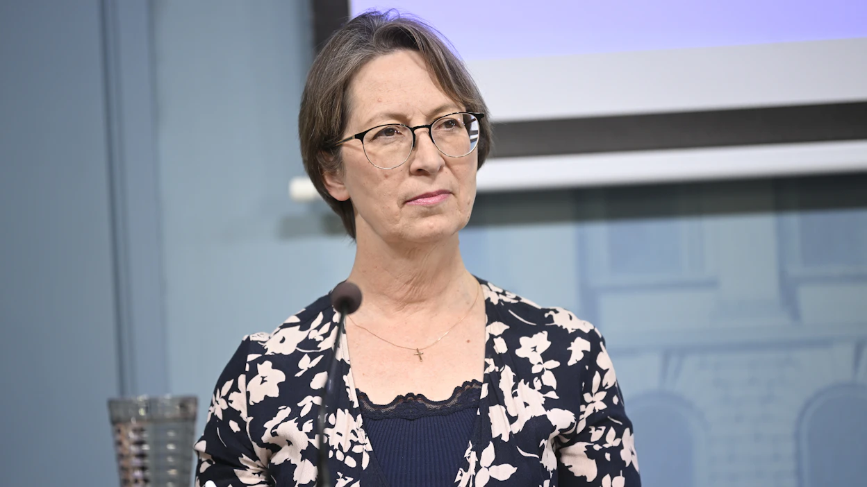 Maa- ja metsätalousministerin Sari Essayahin mukaan EU:n pitää kohentaa sekä perinteisten että kierrätettyjen lannoitteiden tuotantoaan. MIKKO STIG / LEHTIKUVA.