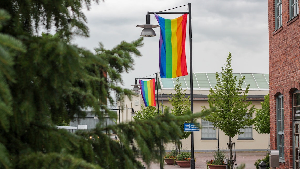 Pride-juhlia on järjestetty Etelä-Pohjanmaalla vain muutaman kerran aiemmin, lähinnä Seinäjoella. Maanantaina alkoi Lapuan ensimmäinen Pride-viikko.