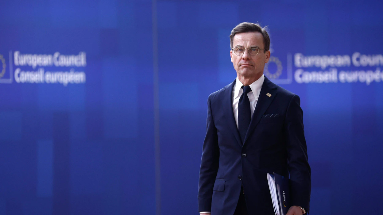 Ruotsin pääministeri Ulf Kristersson kertoo aikovansa kysyä Unkarin pääministeri Viktor Orbanilta, miksi Unkari ratifioi tässä vaiheessa vain Suomen Nato-jäsenyyden. LEHTIKUVA / AFP.